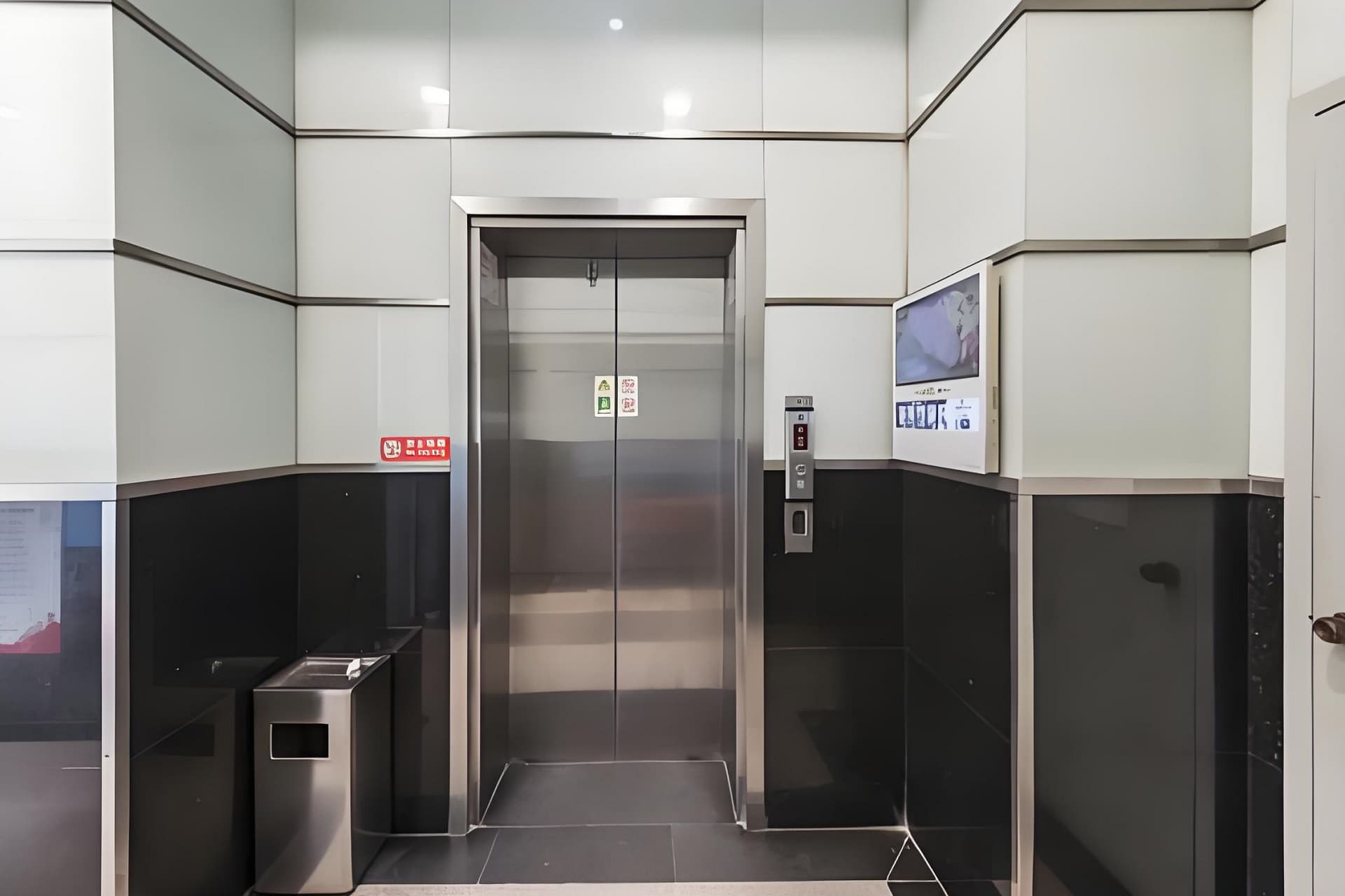 电梯厅